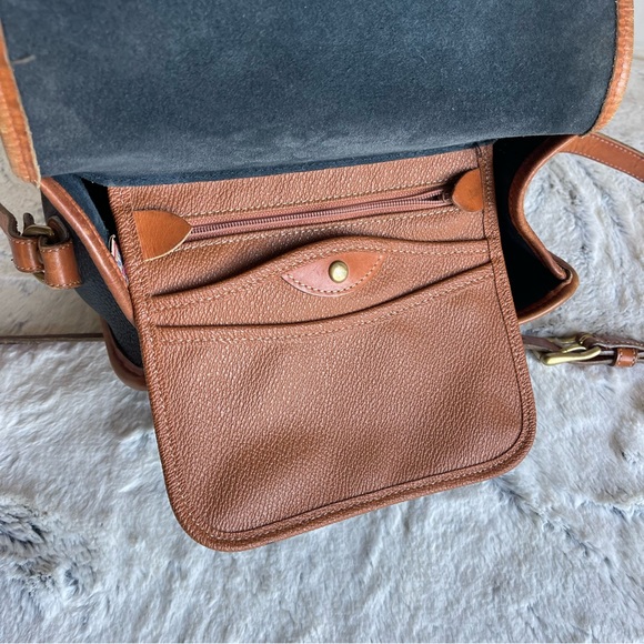 Dooney & Bourke Vintage Blue Pebbled Leather with Brown Trim Flap Shoulder Bag - Picture 12 of 16